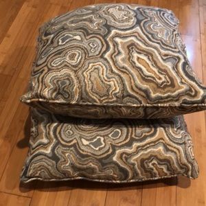 Geode Pattern Throw Pillow - set of 2